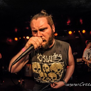 044 Suffocate With Your Fame